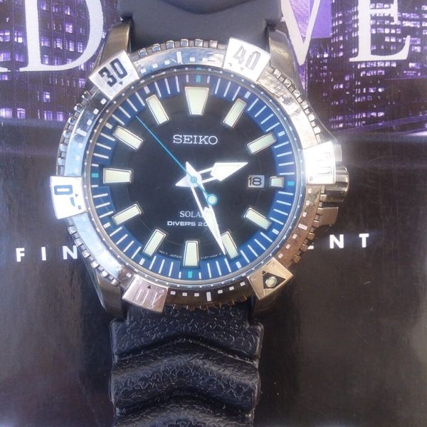 Seiko V157-0AS0 Men's Solar Powered Air Diver's 200m Seiko V157-0AS0 Men's Solar Powered Air Diver's 200m
