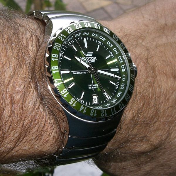 VOSTOK EUROPE TU-144 メンズ 自動巻 稼働品 Vostok europe tu-144 gmt SOLD | WatchCharts Marketplace