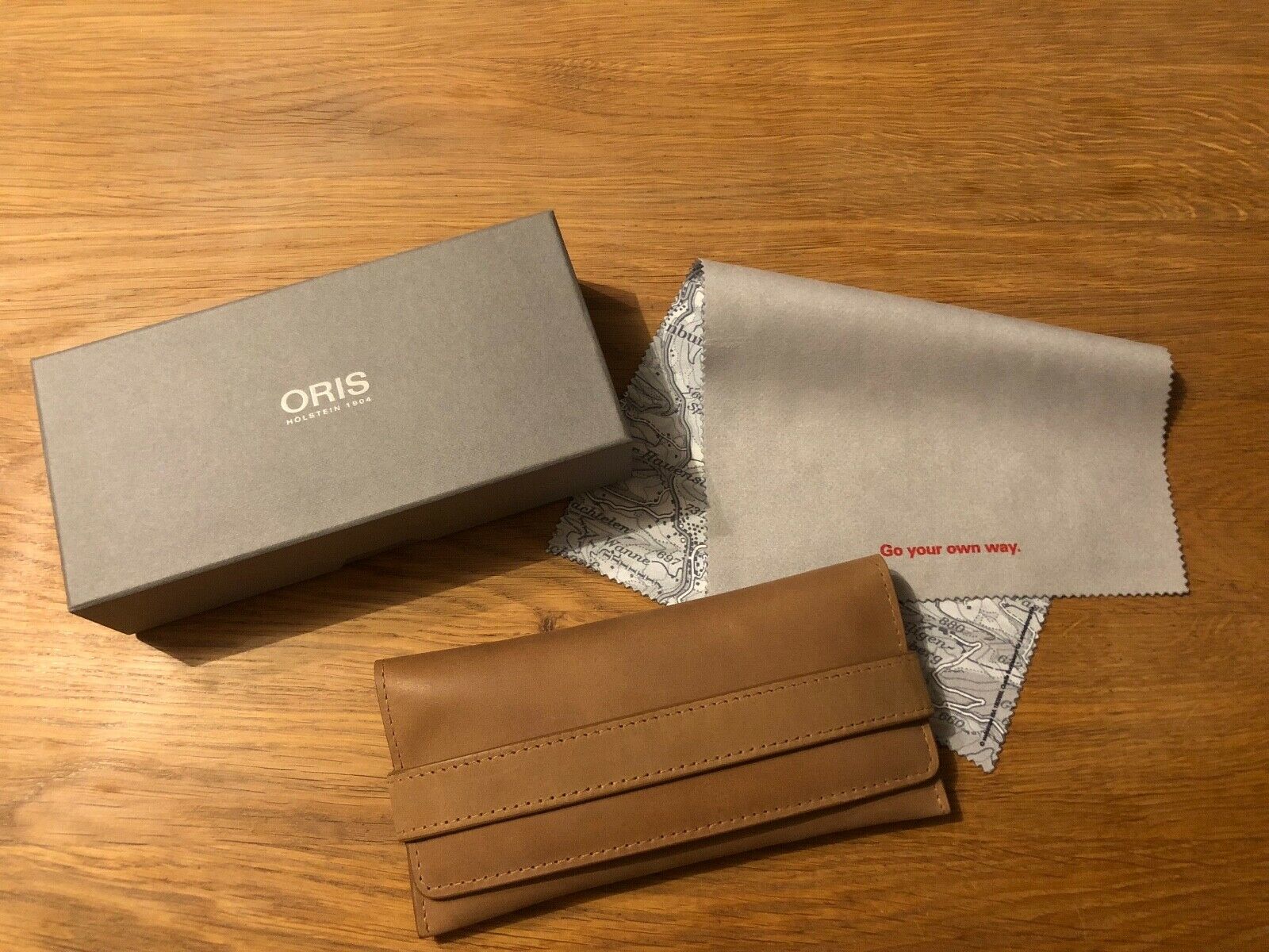 Oris Watch Travel Case Cleaning Cloth And Business Card Holder