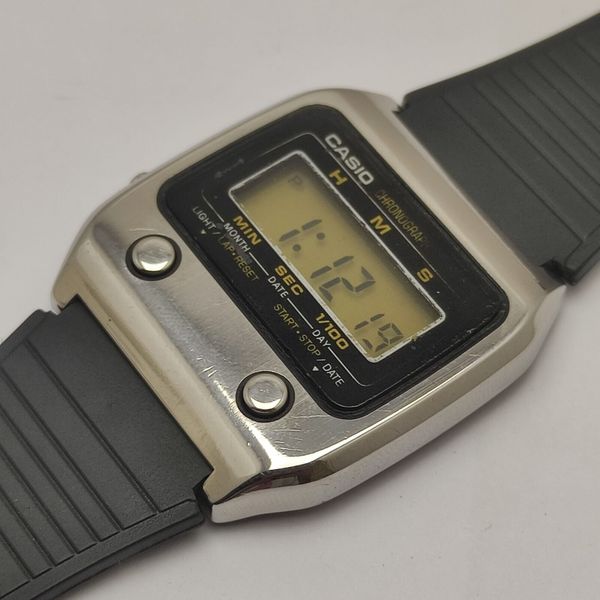 CASIO CHRONOGRAPH DIGITAL 55QS-24 VINTAGE RETRO FRONT BUTTONS