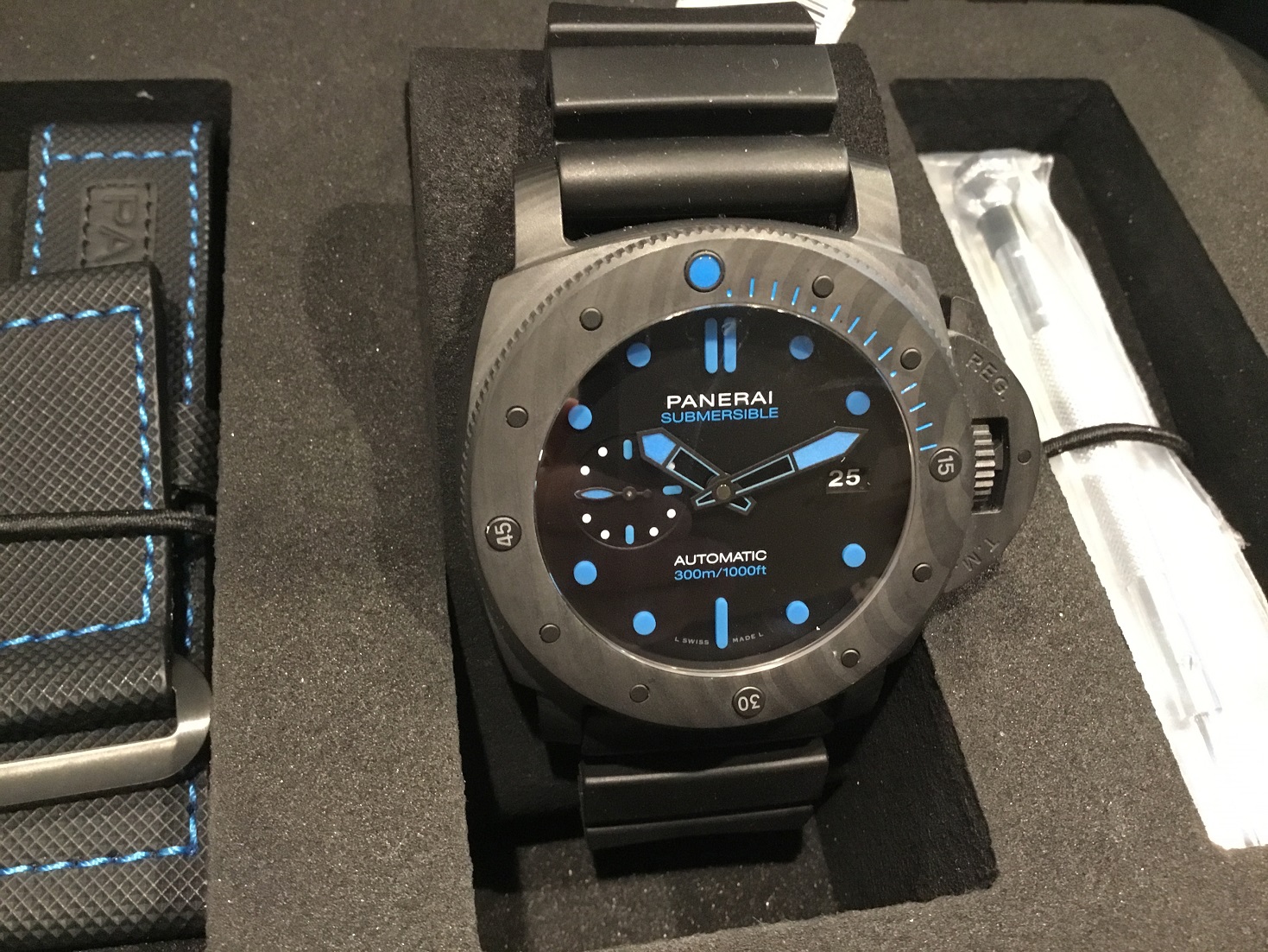 FS Panerai Luminor Submersible Carbotech PAM 1616 WatchCharts