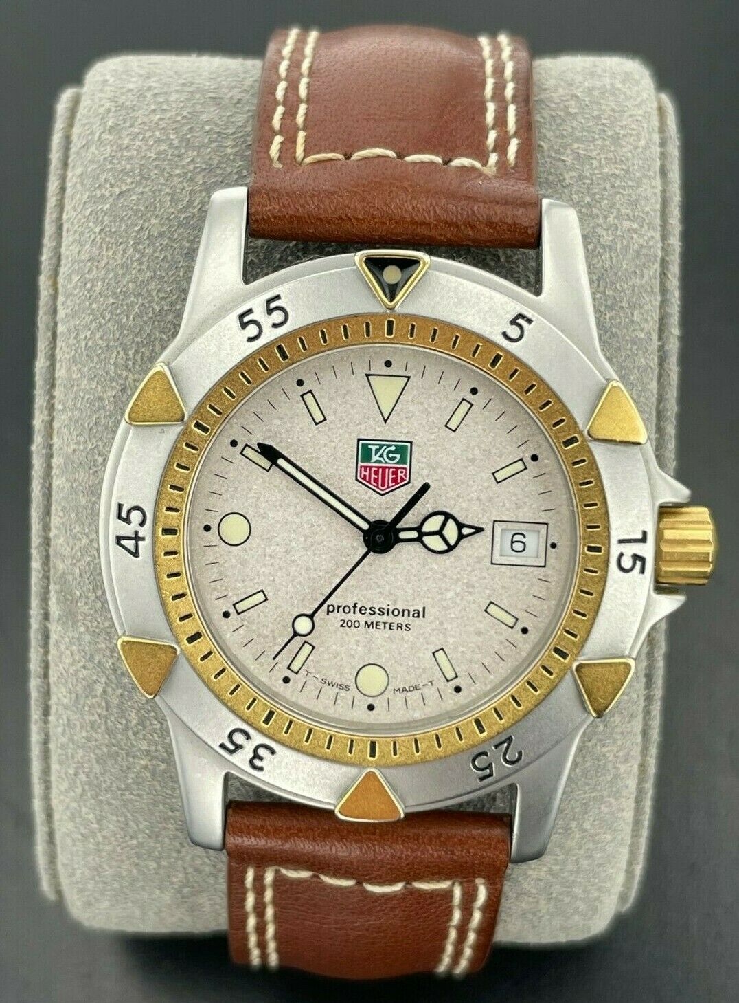 Tag heuer 1500 online professional 200 meters watch