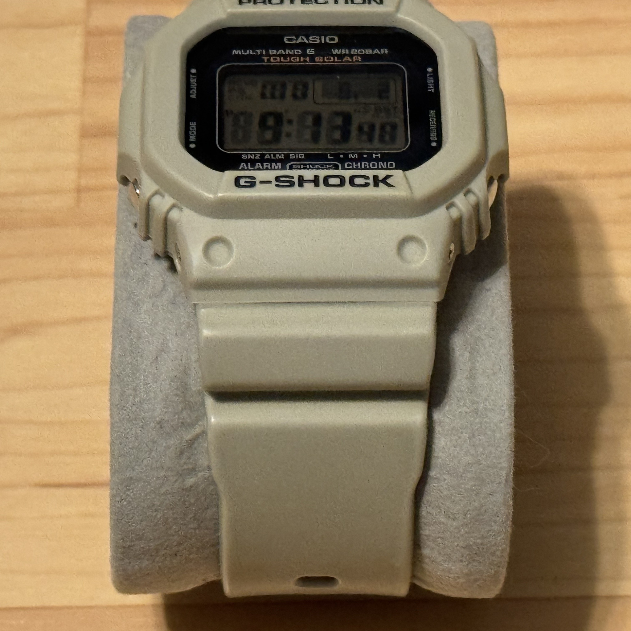 メンズ G-SHOCK GW-M5610SD タフソーラー マルチバンド6 ベージュ