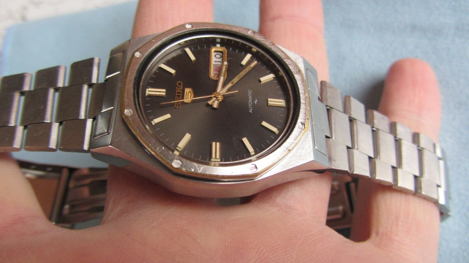 SEIKO 5 AUTOMATIC 7009-8660, ROYAL OAK ,VERY RARE | WatchCharts