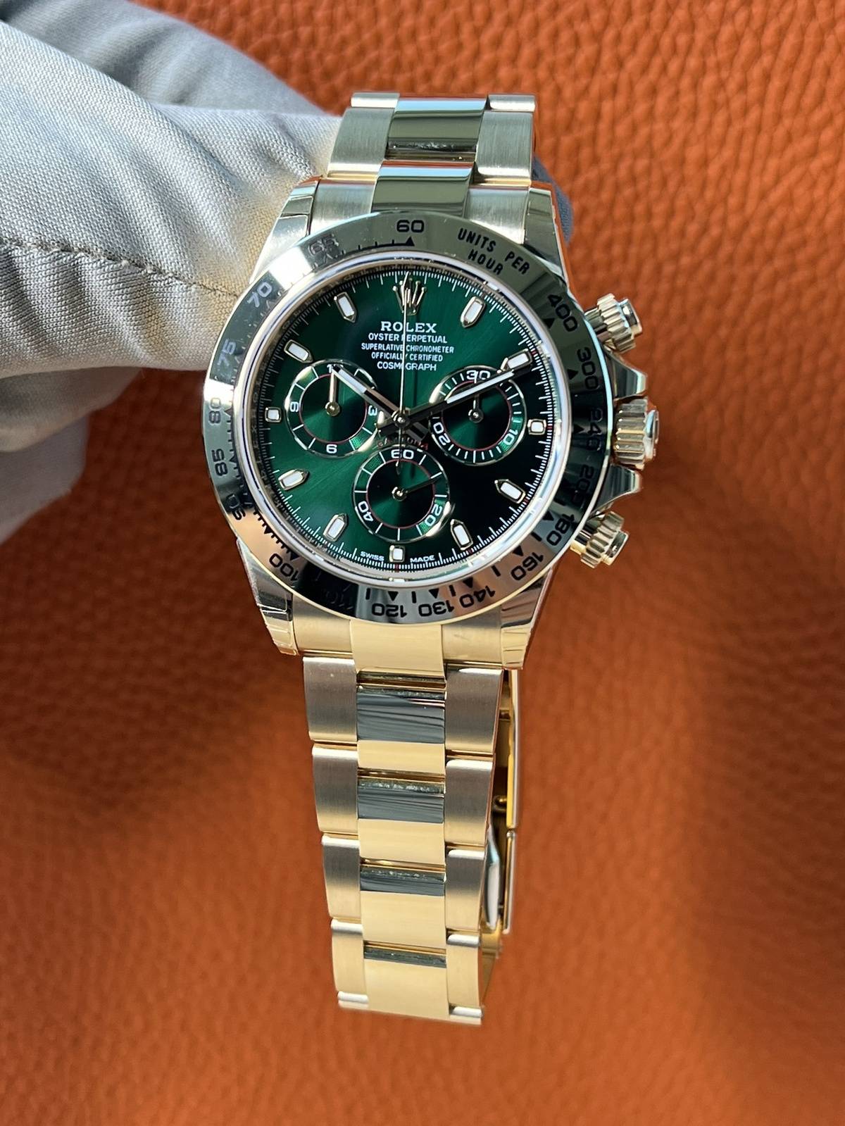 Rolex daytona clearance green dial price