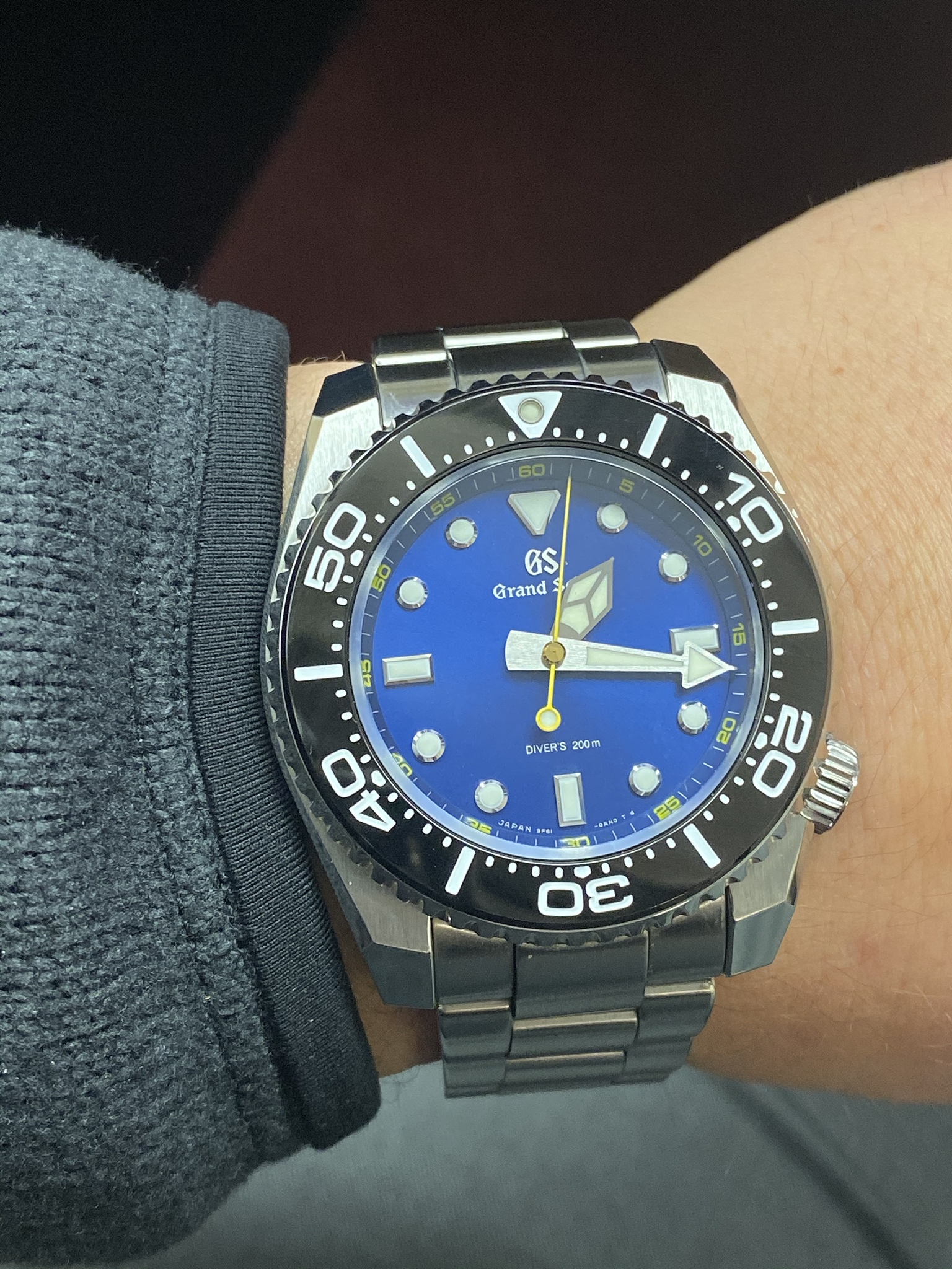 FS: Grand Seiko SBGX337 (blue dial, new model HAQ 9F movement) | WatchCharts
