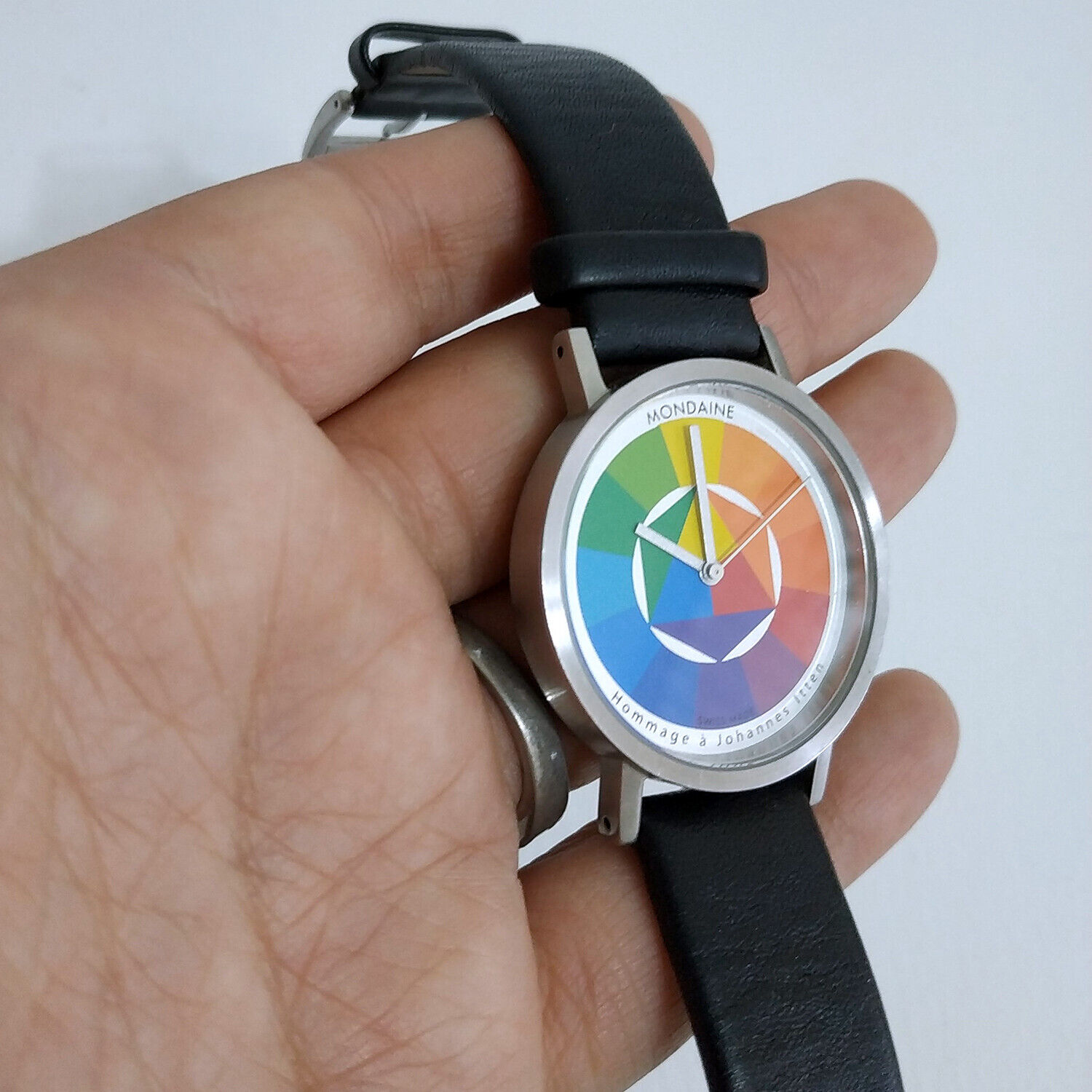 MONDAINE Hommage a Johannes Itten. Vintage. Watch. Quartz. SWISS 