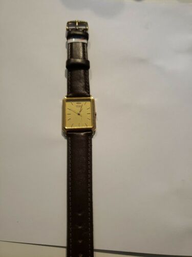 Vintage Seiko Quartz Thin Men's Watch #5Y31-5A30 | WatchCharts