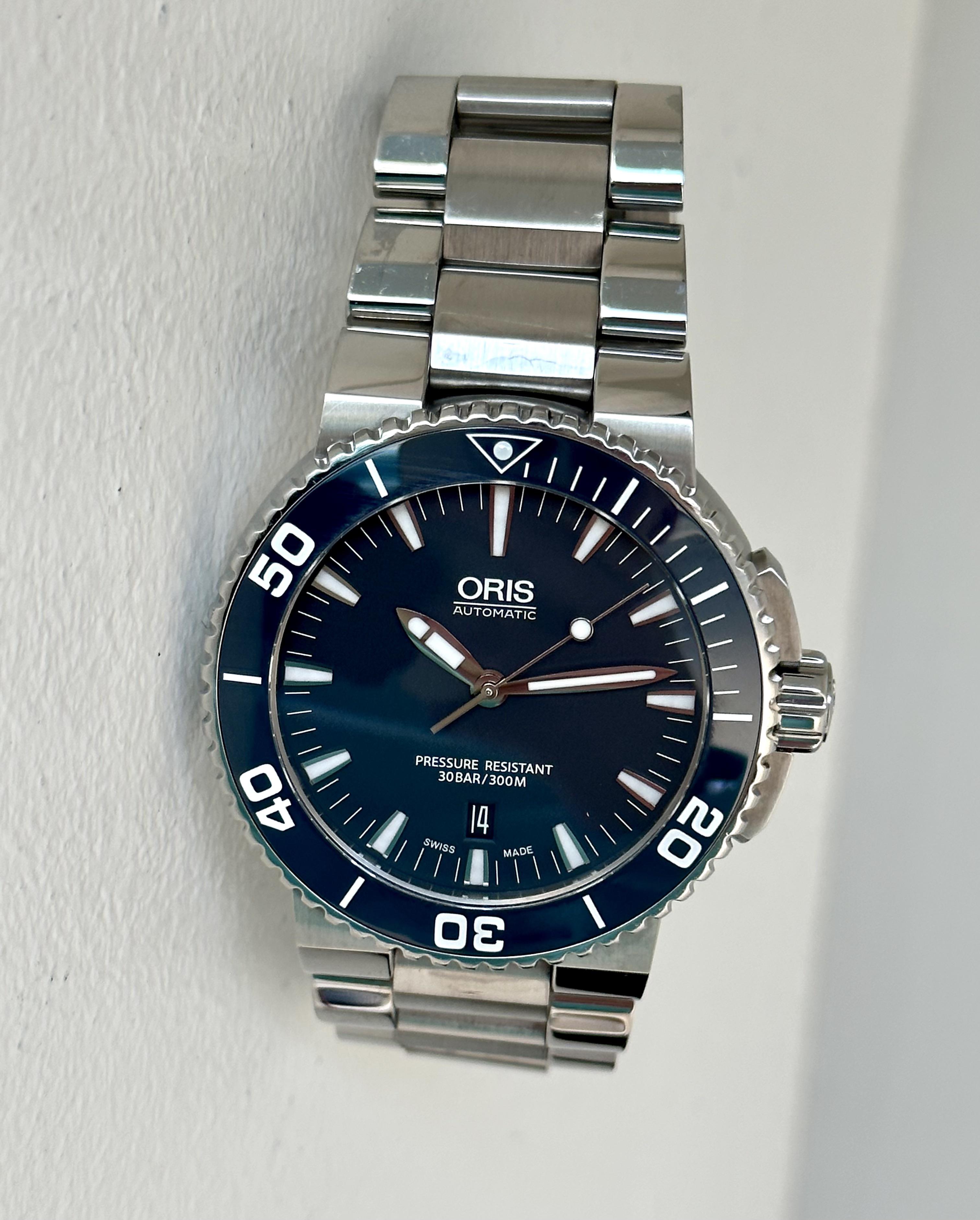 Oris Aquis Date 43 73376534155