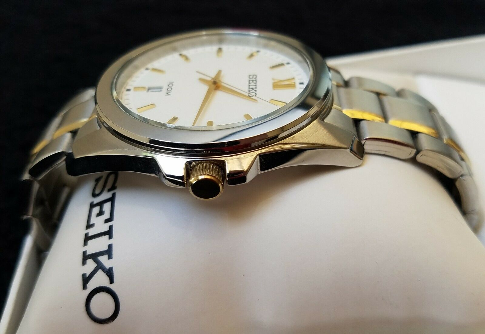 NOS Seiko 7N42 0FP0 Quartz In Silver w Gold Accents WatchCharts