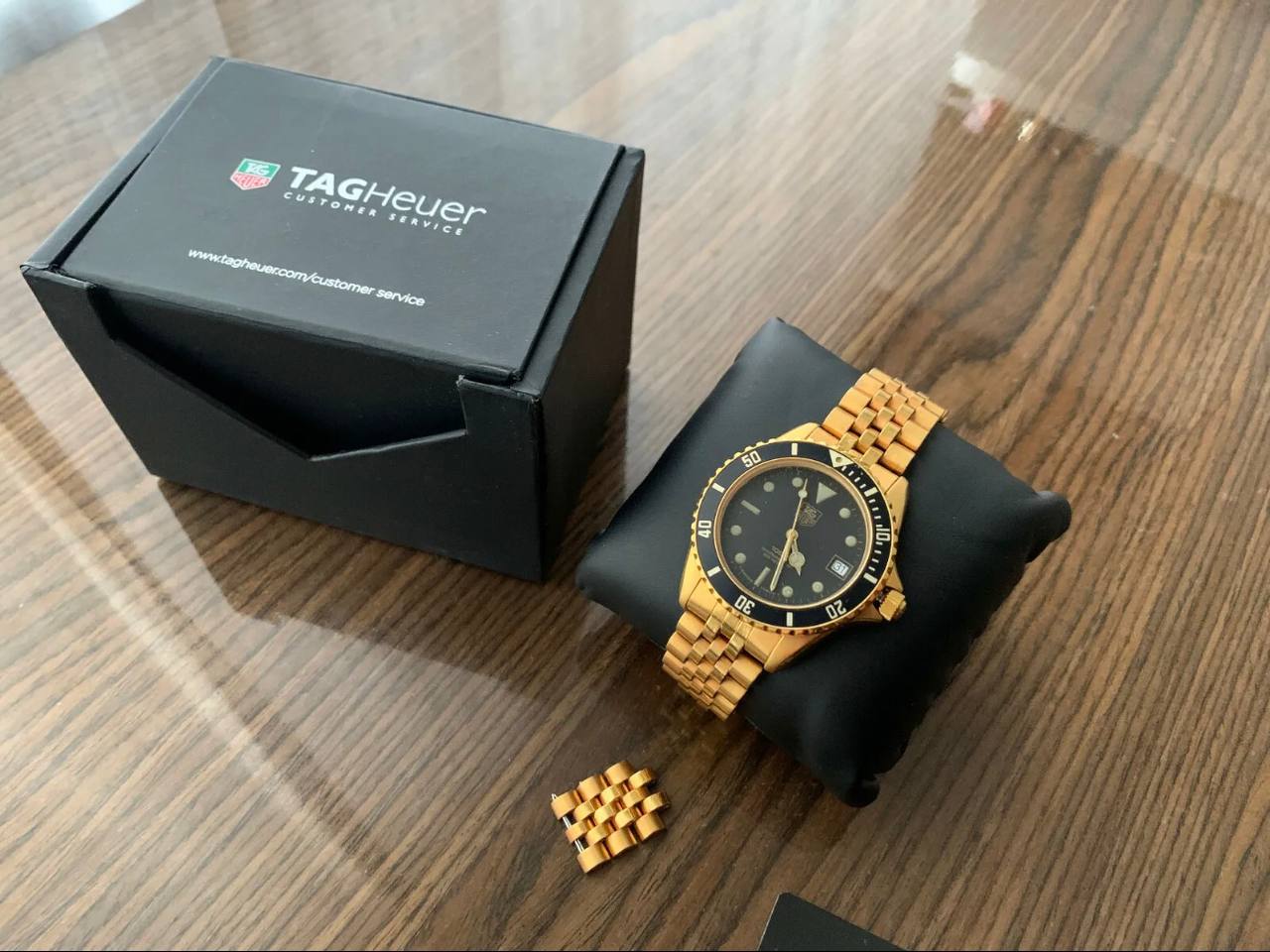 Tag heuer gold discount wolf of wall street