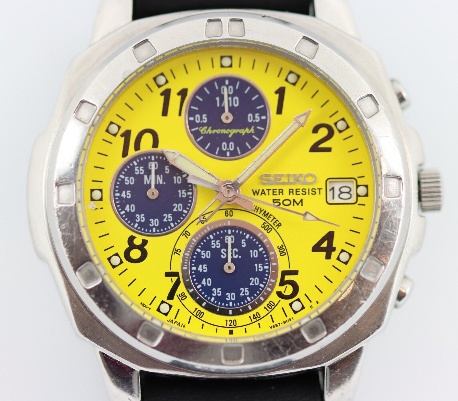 Seiko V657-9010 Chronograph c.September 1998 Yellow Dial - New