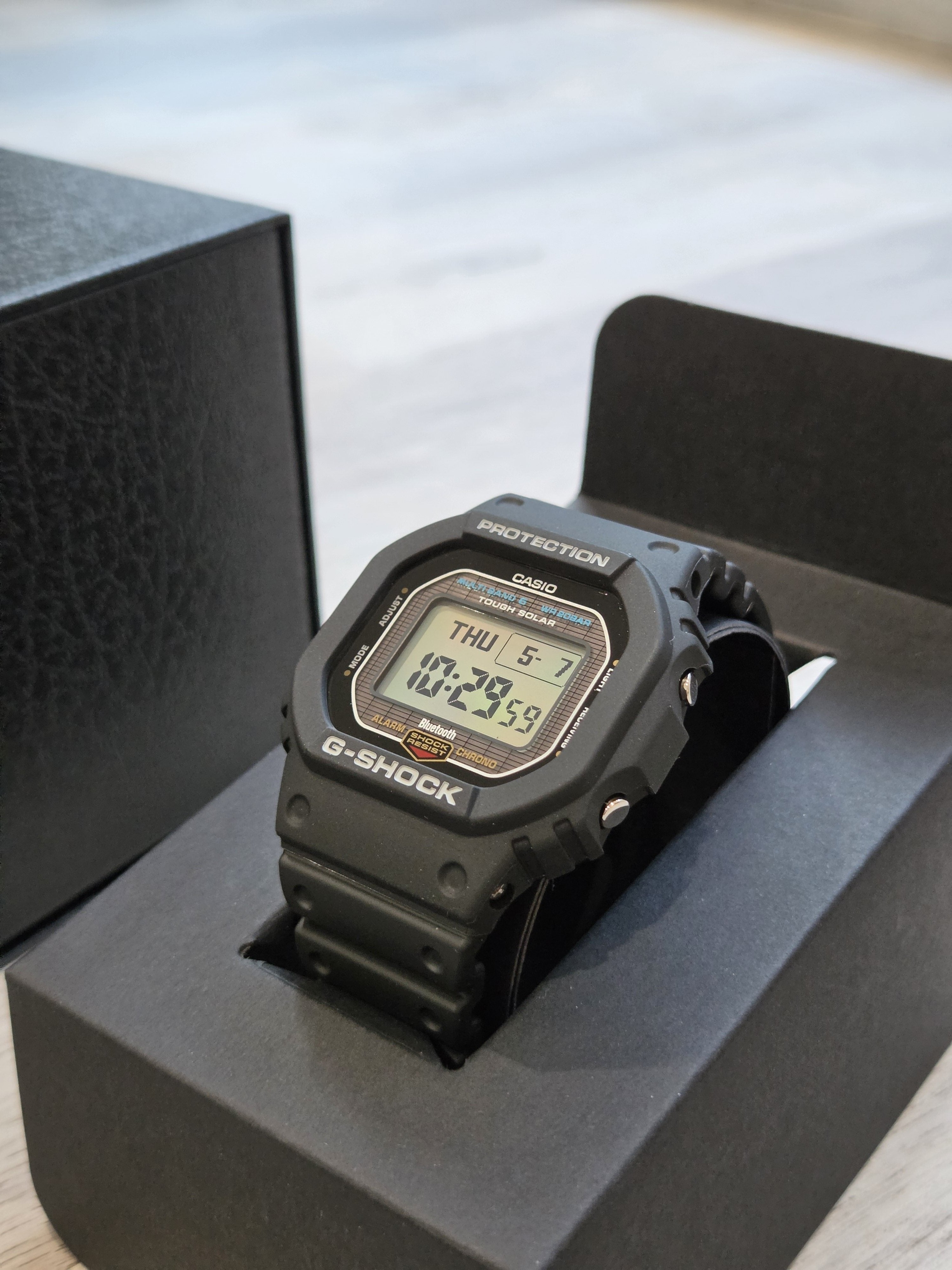 美品・中古】CASIO カシオ G-SHOCK 3267＊JA 黒グラスファイバー 