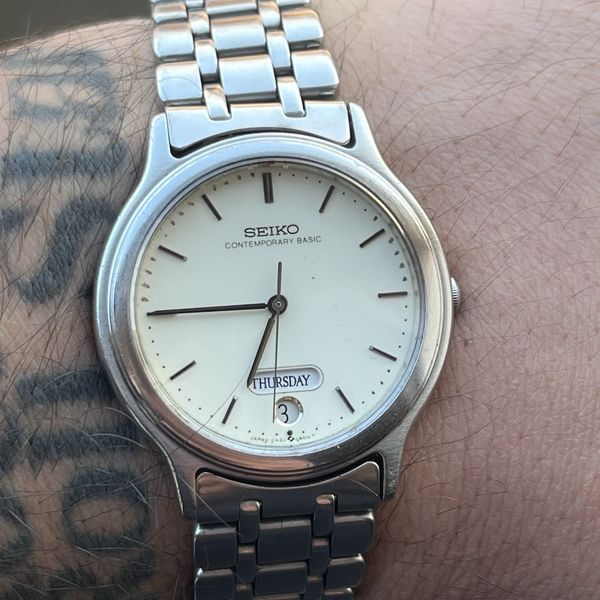 Watch Vintage Seiko Contemporary Basic Quartz Day-Date 5H23-6B90 ...