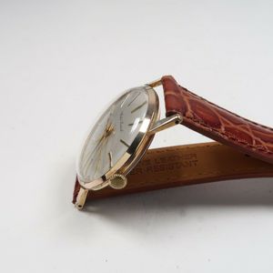 Vintage SEIKO Laurel 14036 Diashock 17j 20 Microns Hand Vintage SEIKO Laurel 14036 Diashock 17j 20 Microns Hand