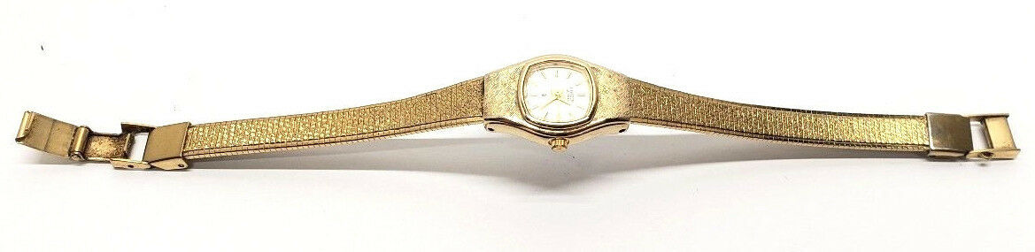 Citizen 5930-S16717 HSB Quartz Women's Ladies Gold-Tone Watch Used