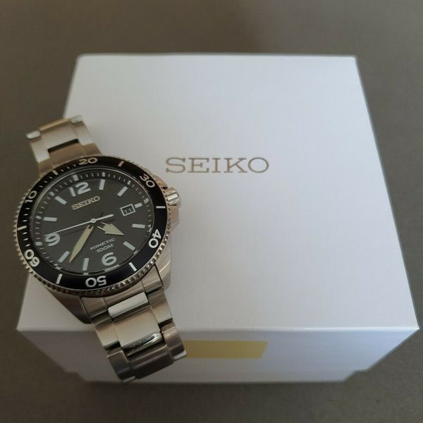 SEIKO セイコー KINETIC SKA749P1 5M82-0AY0 Seiko Kinetic Sports 5M82-0AY0 Stainless Steel, Mint, with Box