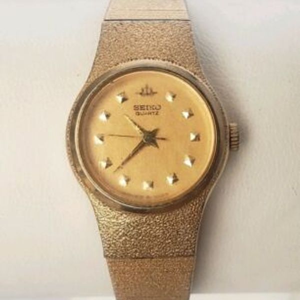 Gorgeous Vintage Women's SEIKO Gold Tone Quartz Watch 8Y21-0020 880896 Slim  EUC | WatchCharts