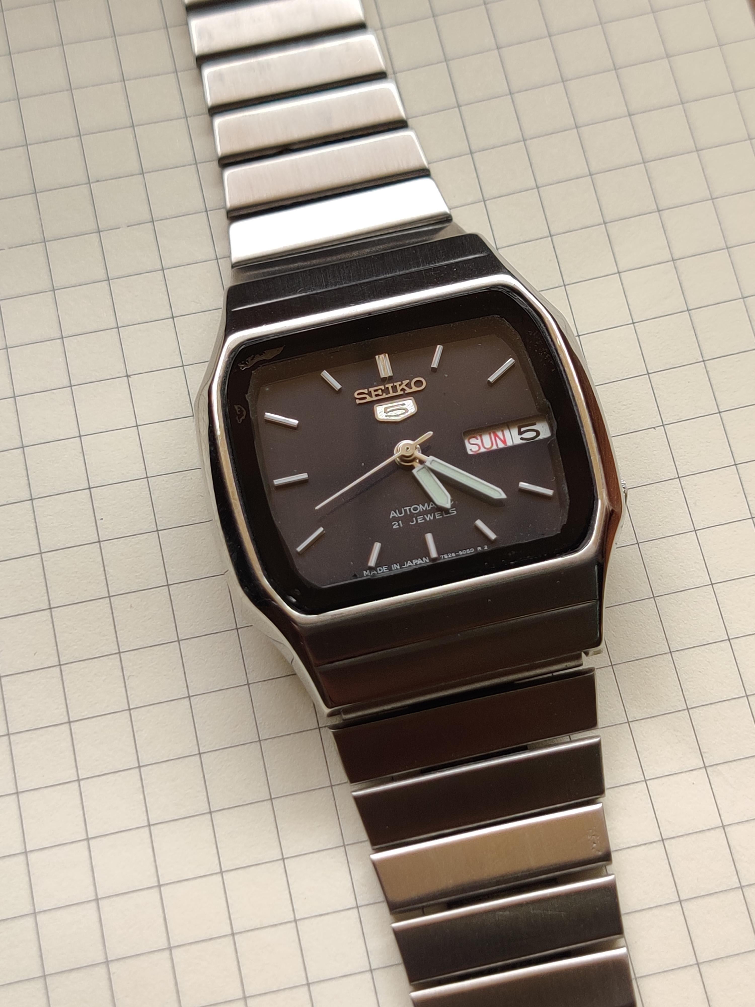 WTS Vintage 1980 s Seiko 5 TV Dial Automatic 7S26 85