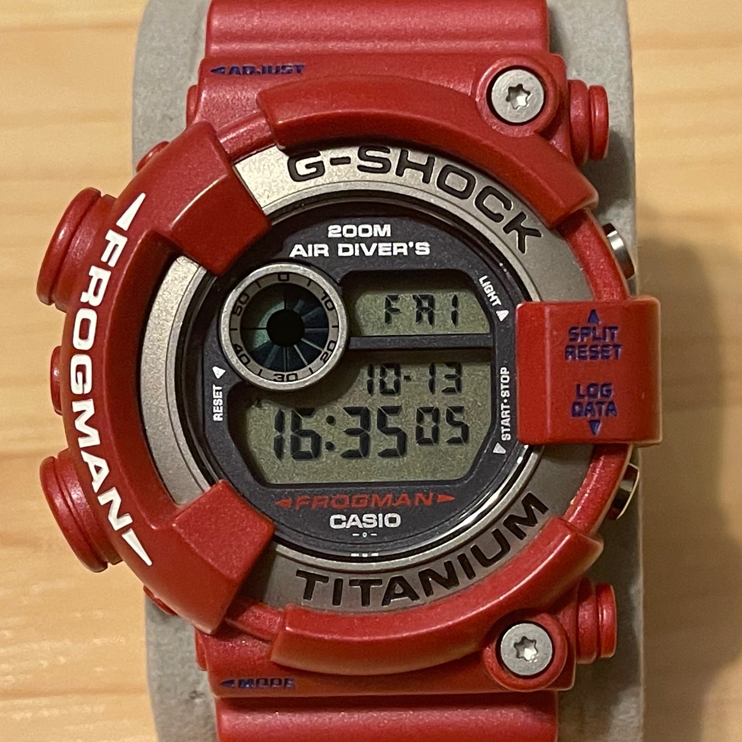 WTS] Casio G-Shock DW-8201GF-4 Frogman DW-8200 Series Red Vintage