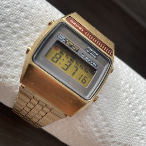 Rare Vintage Seiko A159-4019 LCD Digital Chronograph Watch 1977 Lemon  Display | WatchCharts