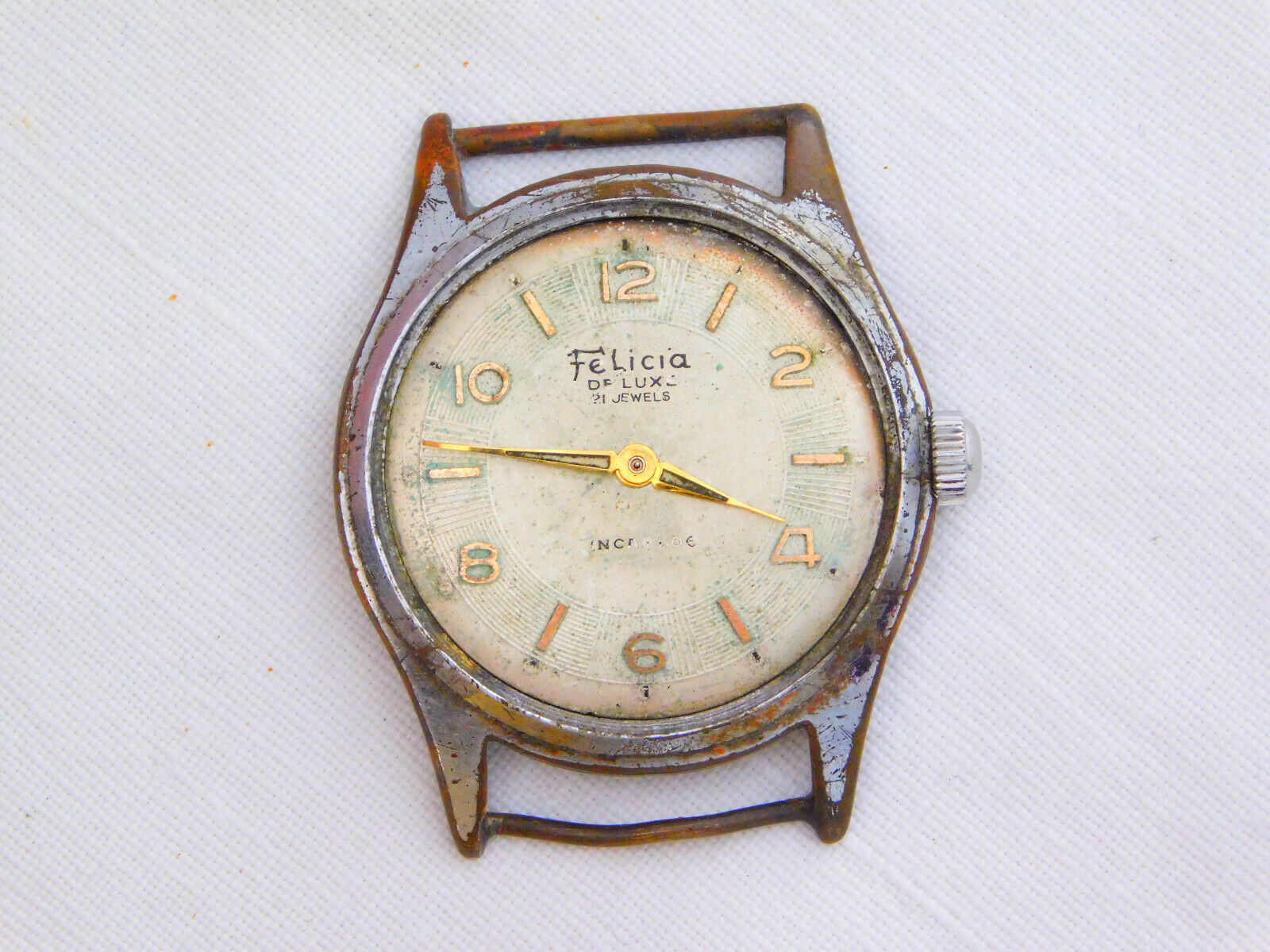 Vintage Felicia Deluxe 17 Jewels Incabloc Manual Wind Chrome
