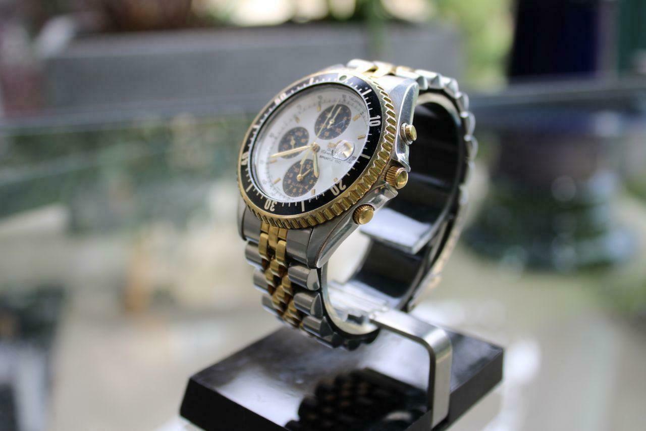 Montre Seiko Sports 150 Chronographe Plaquée Or Et Acier - Mouvement Quartz, Pour Homme, Ne Fonctionne Pas