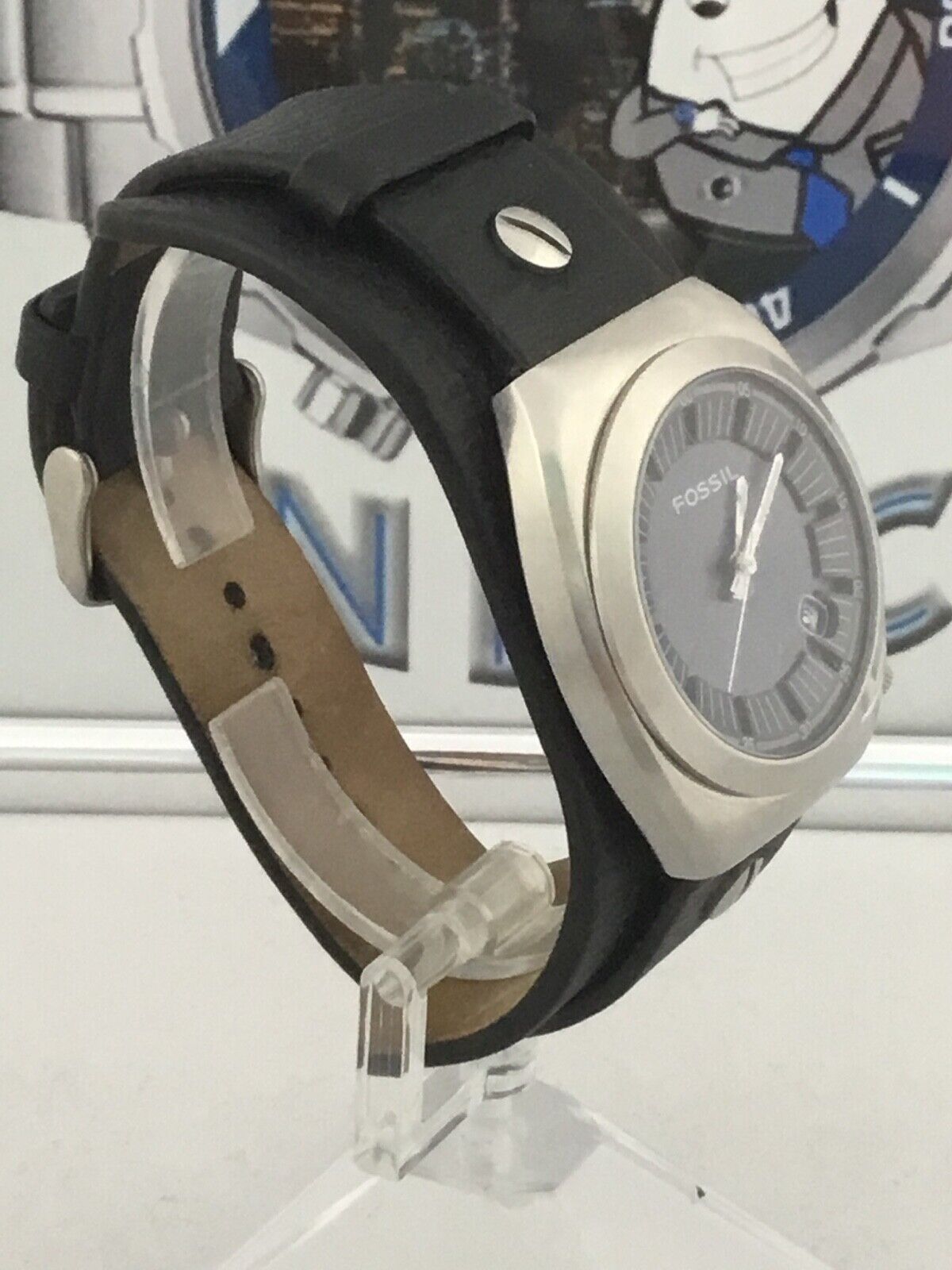 Men's Fossil Black Cuff Quartz Watch JR-8308 | WatchCharts