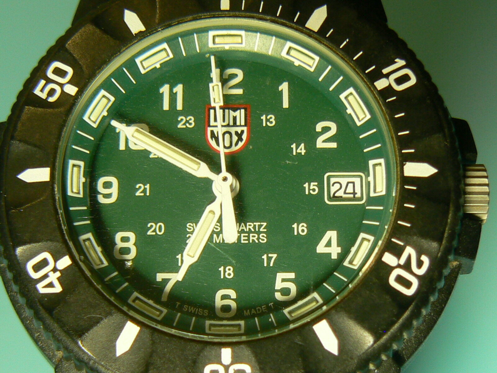 LUMINOX NAVY SEAL DIVE SERIES 3000/3900 V3 -GREEN Dial $395 MSRP