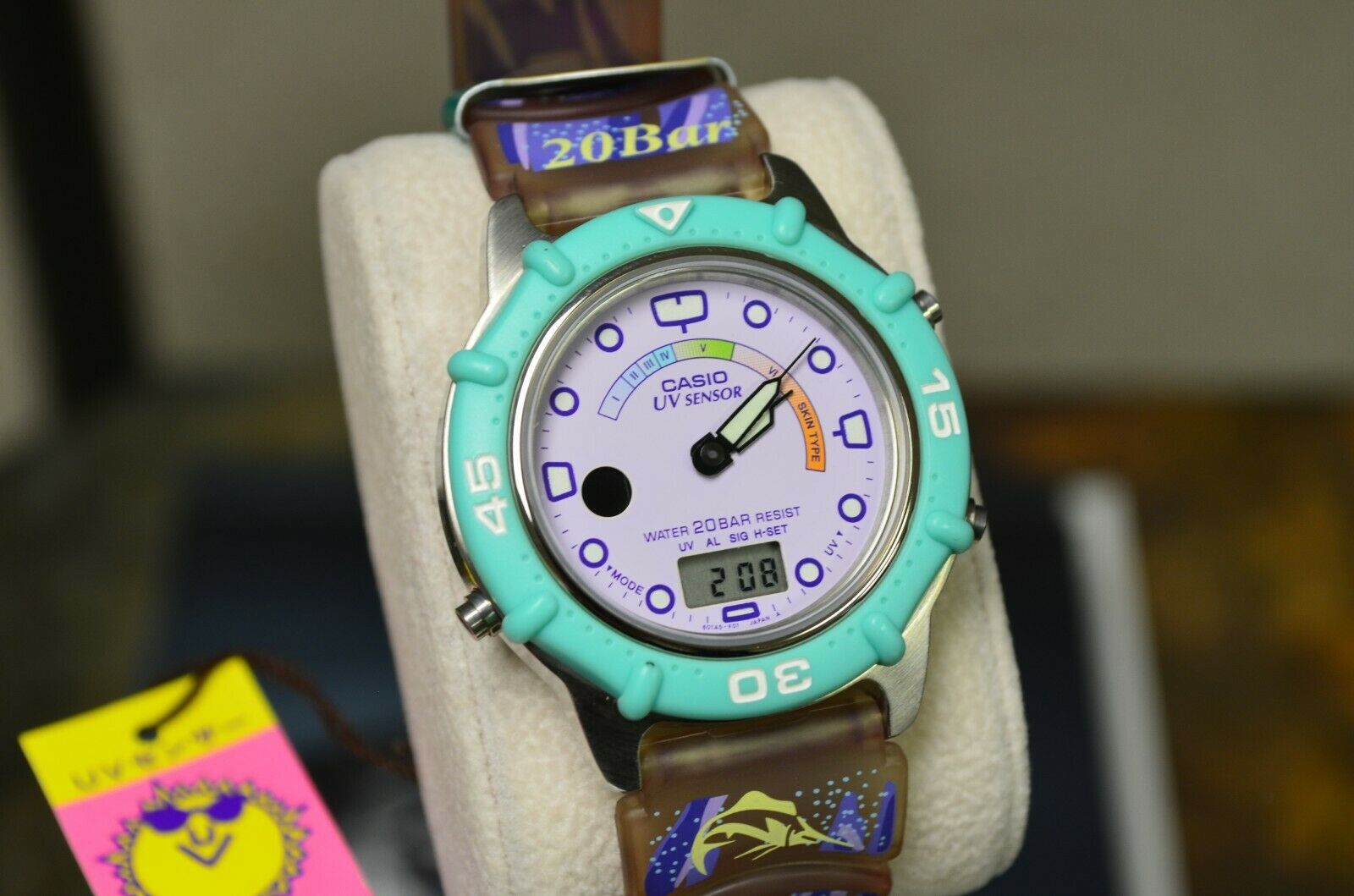 NOS CASIO UV-700 UV SENSOR DIGITAL WATCH MARLIN VINTAGE MARINE CPW