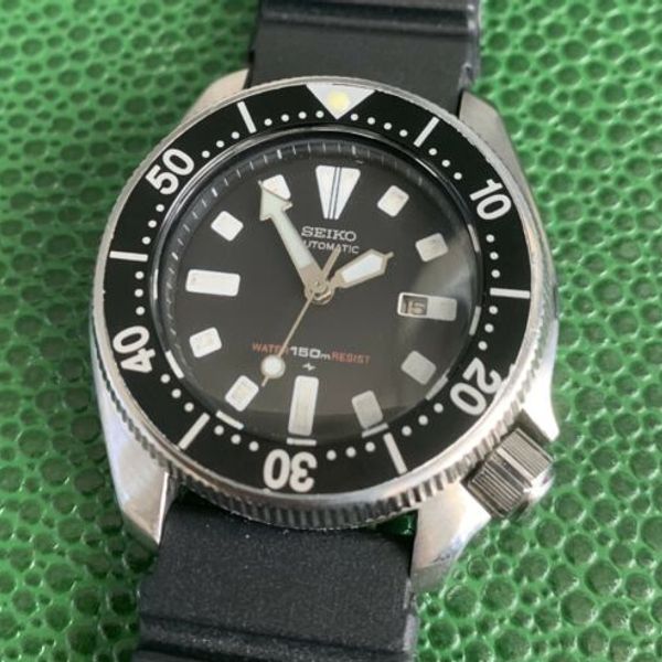 34mm dive watch