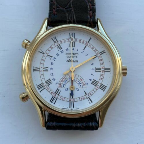 Vintage Seiko 8M15 9009 Alarm Day Date Quartz Magic Hands Watch