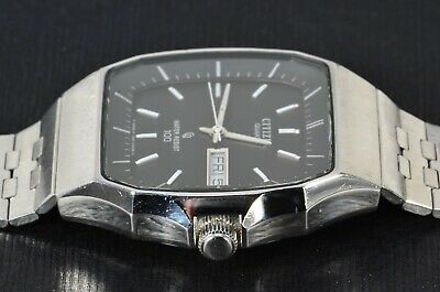 Citizen Quartz Crystron Dress watch 1250 4-213360 Works well