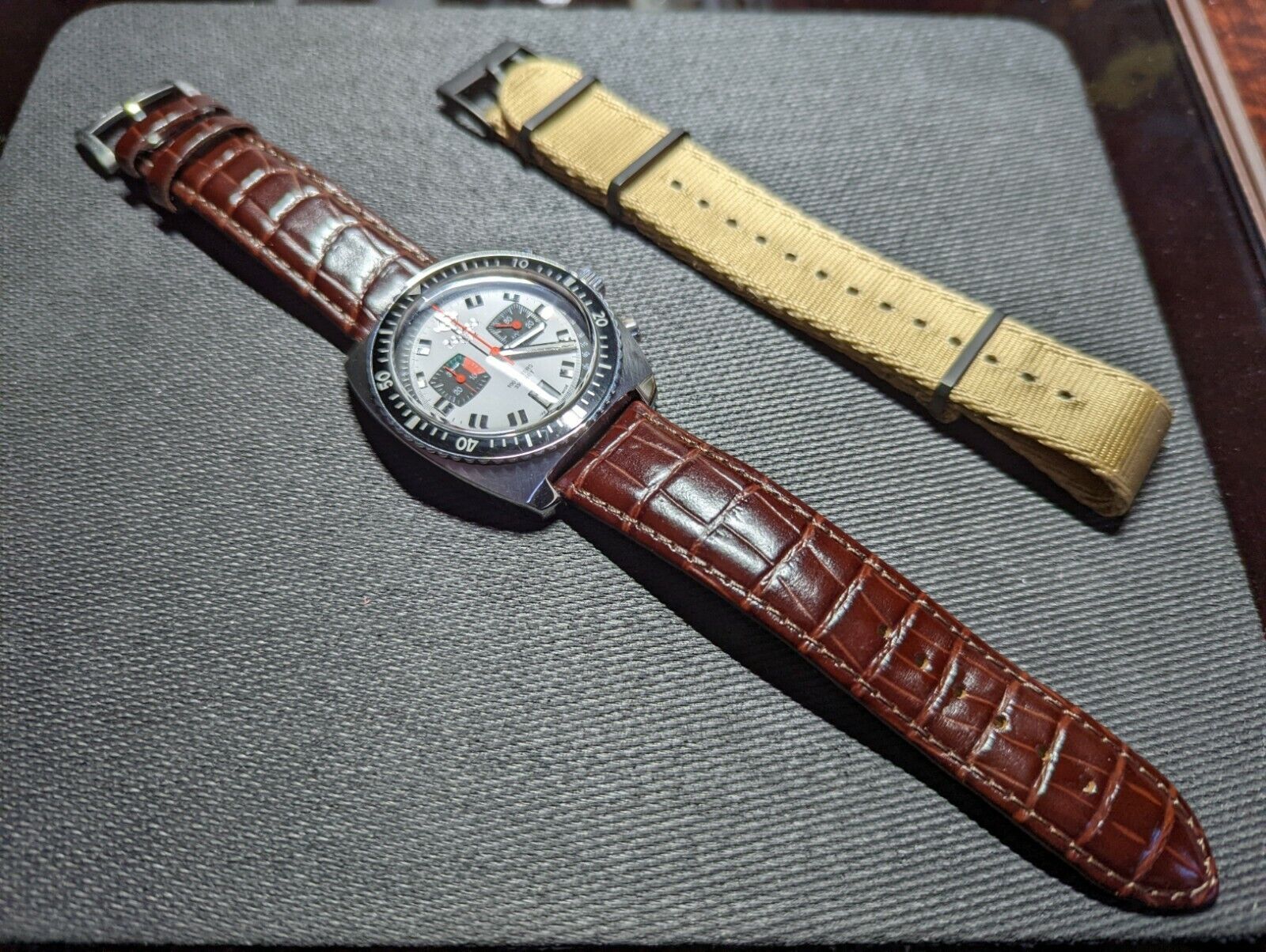 Zodiac Sea Dragon Z02211 Chronograph Panda Quartz Dive Sports