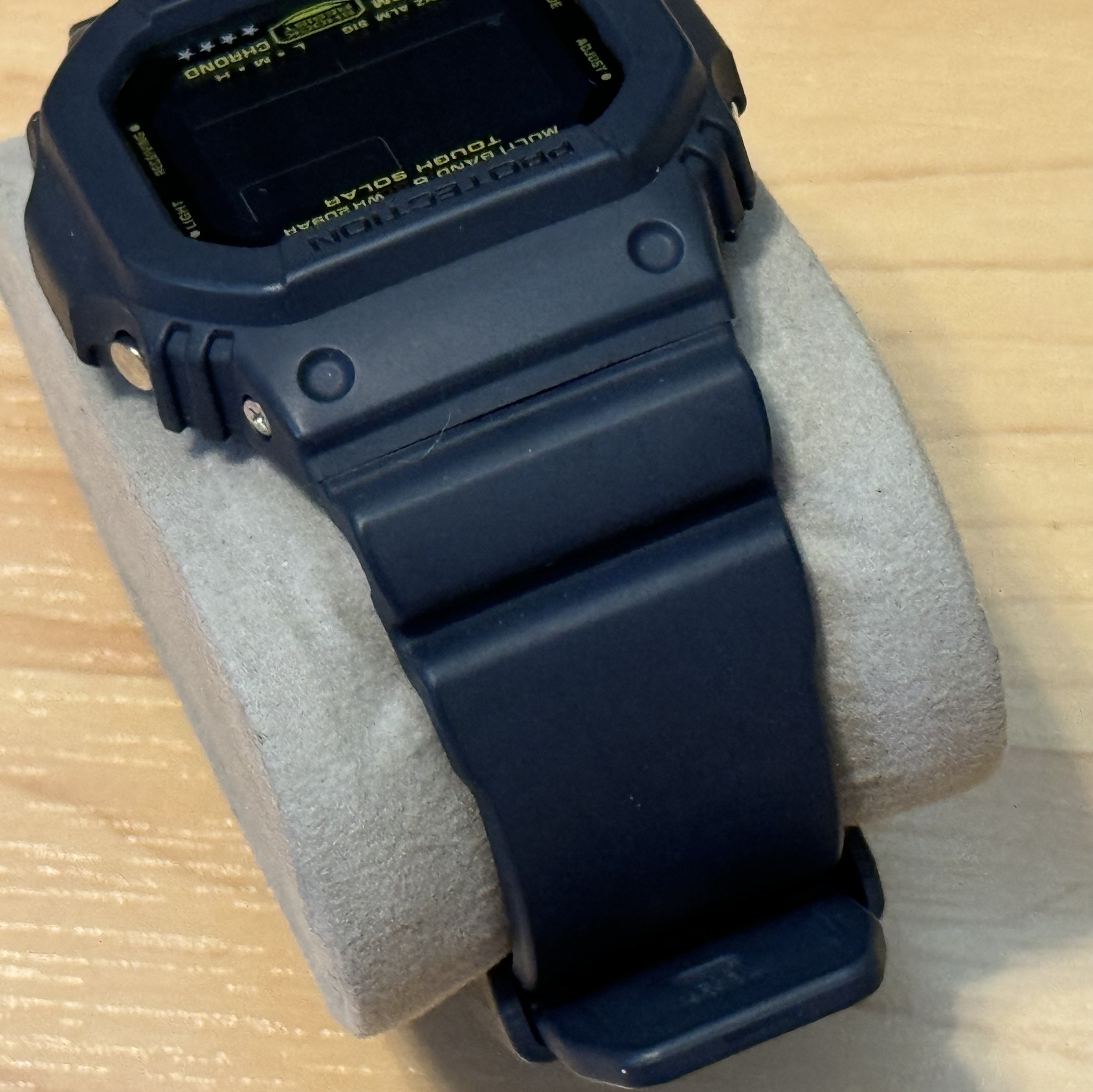 WTS] Casio G-Shock GW-M5610NV-2 Tough Solar Atomic Multiband 6 