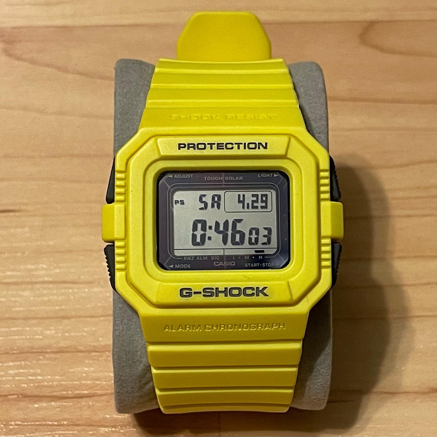 G-SHOCK G-5500TS イエロー　タフソーラー G-SHOCK、稲妻がモチーフの「Lightning Yellow Series