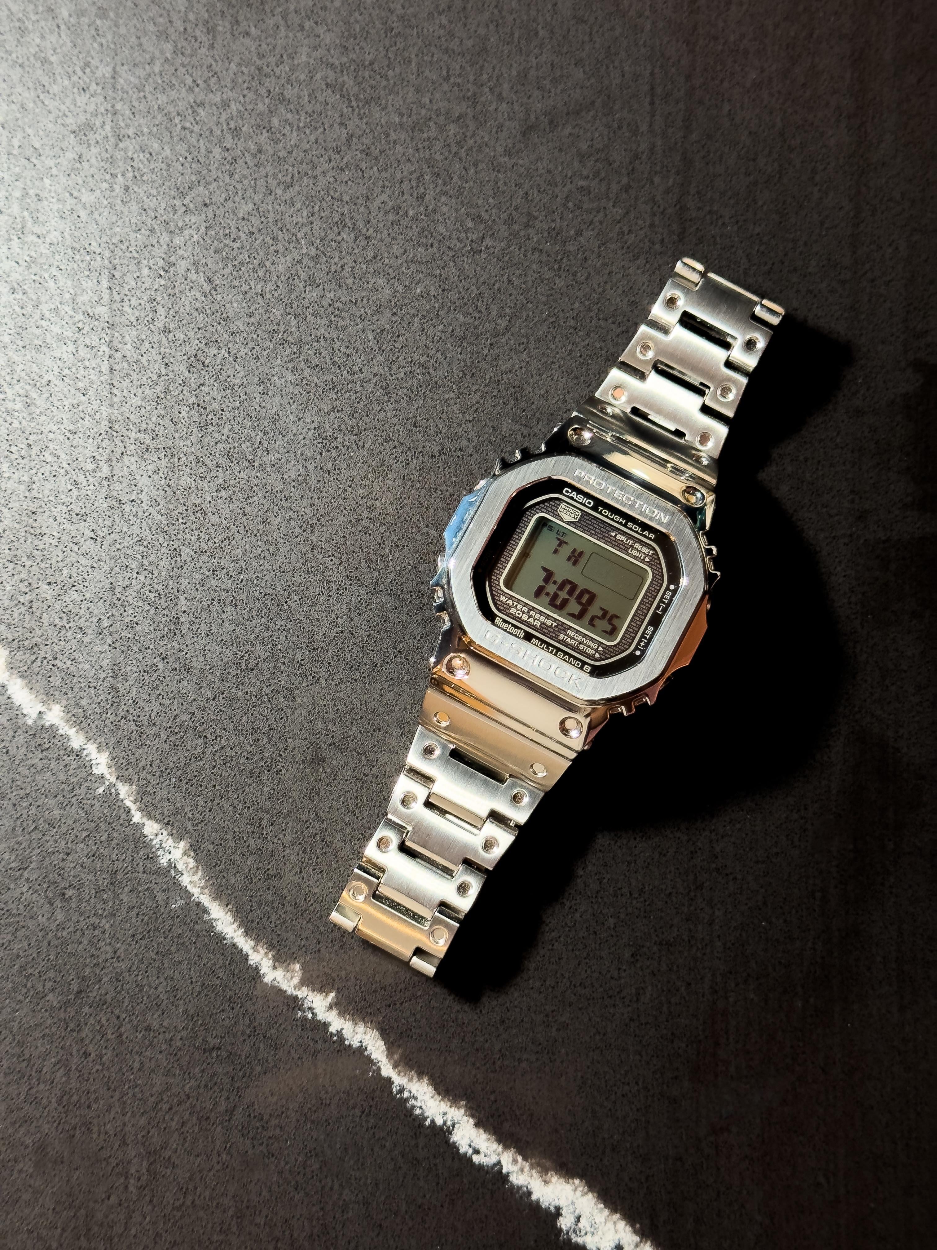 Casio metal clearance square