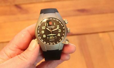 Victorinox Titanium Swiss Army (UK) Digital Compass ST-5000 Watch ...