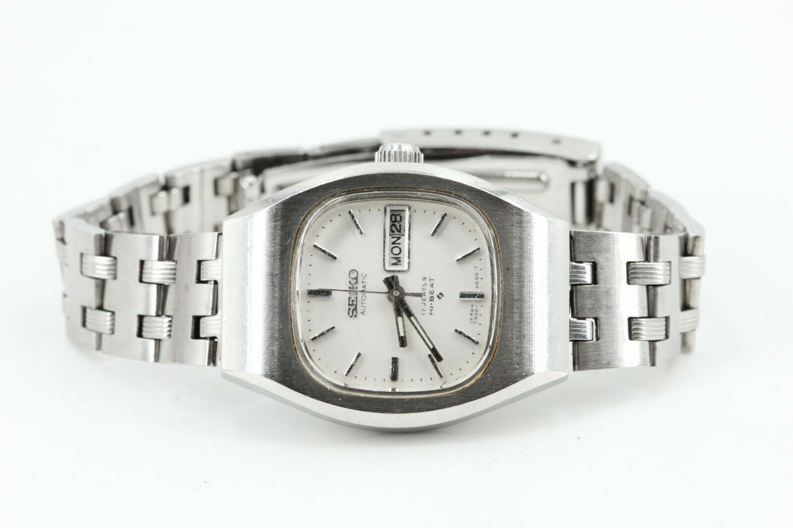 Seiko Hi-Beat 2906-0240 Automatic‎ Day/Date Ladies Wristwatch Vintage Ladies Seiko Automatic High Beat Watch REF# 2206  main image 3