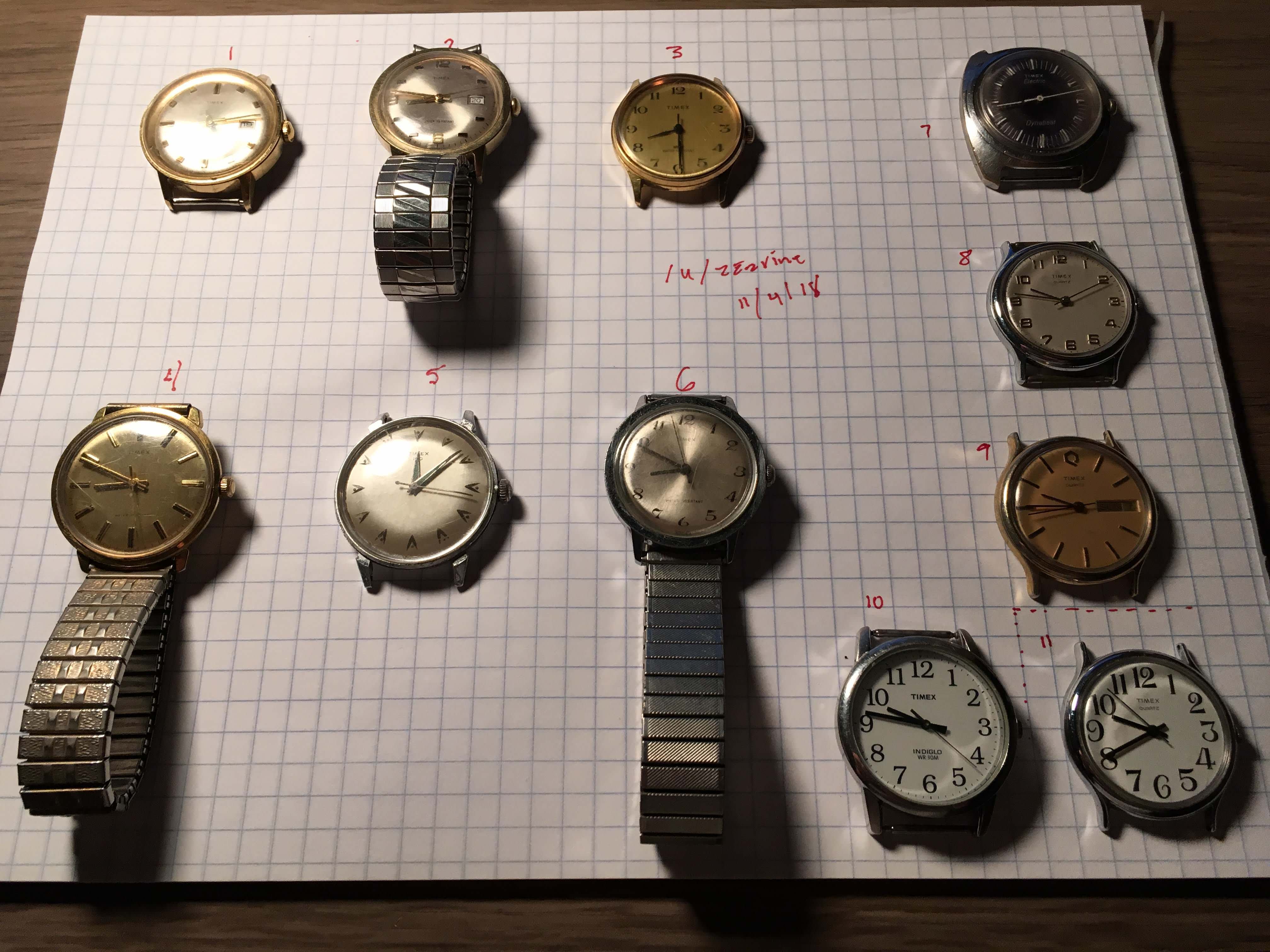 Deux Montres Timex Vintage électriques Des Années 1970 - Mouvement Quartz, Bracelet Métal