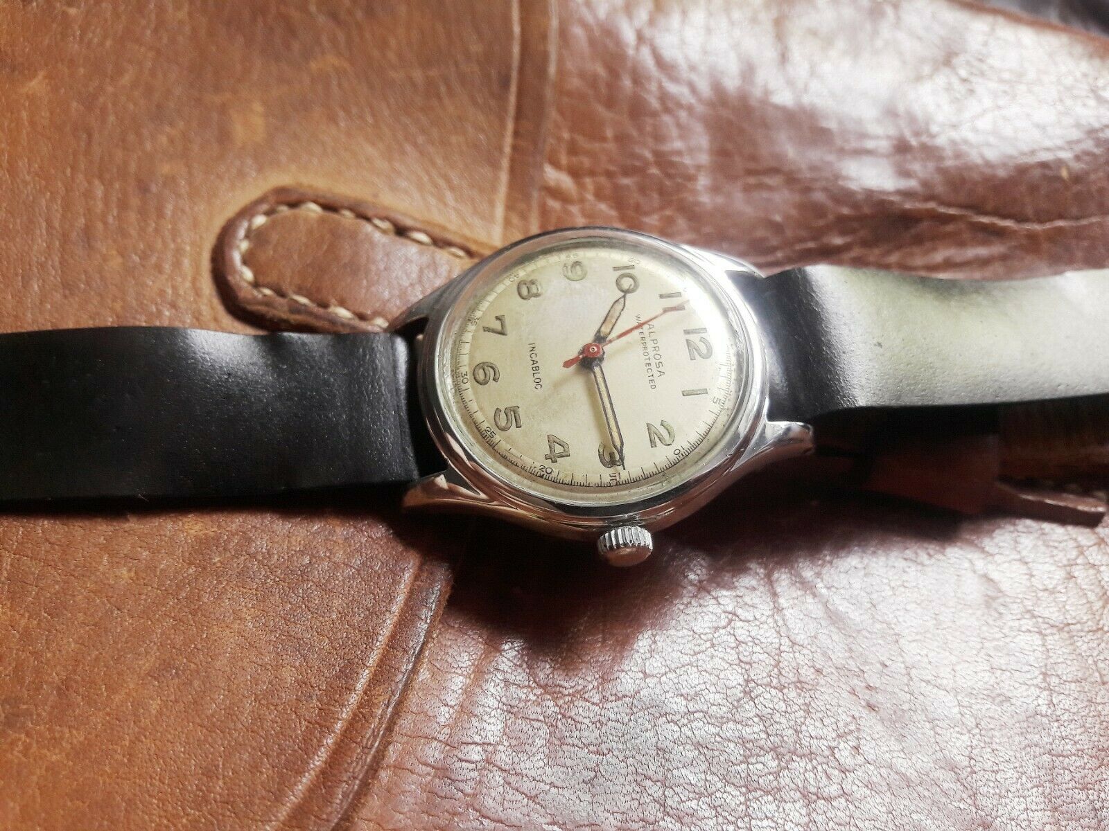 VINTAGE ENICAR ALPROSA SWISS WRIST WATCH MILITARY 1940S 1950S P WW