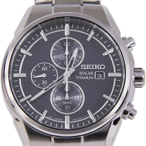 Seiko solar hot sale titanium chronograph