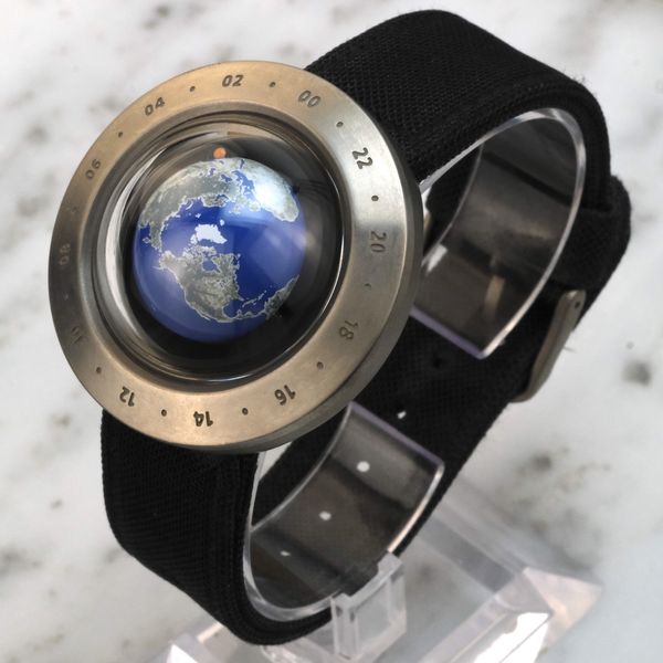 Seiko Think The Earth WN-1 Rotating Earth World Time Concept Watch ...
