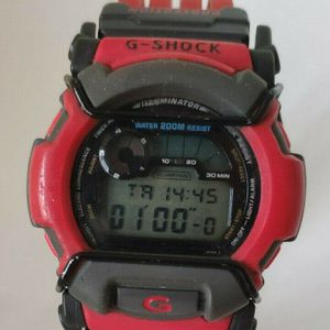 tolle vintage Casio G-Shock DW-002 mit Modul 1557 in Rot mit