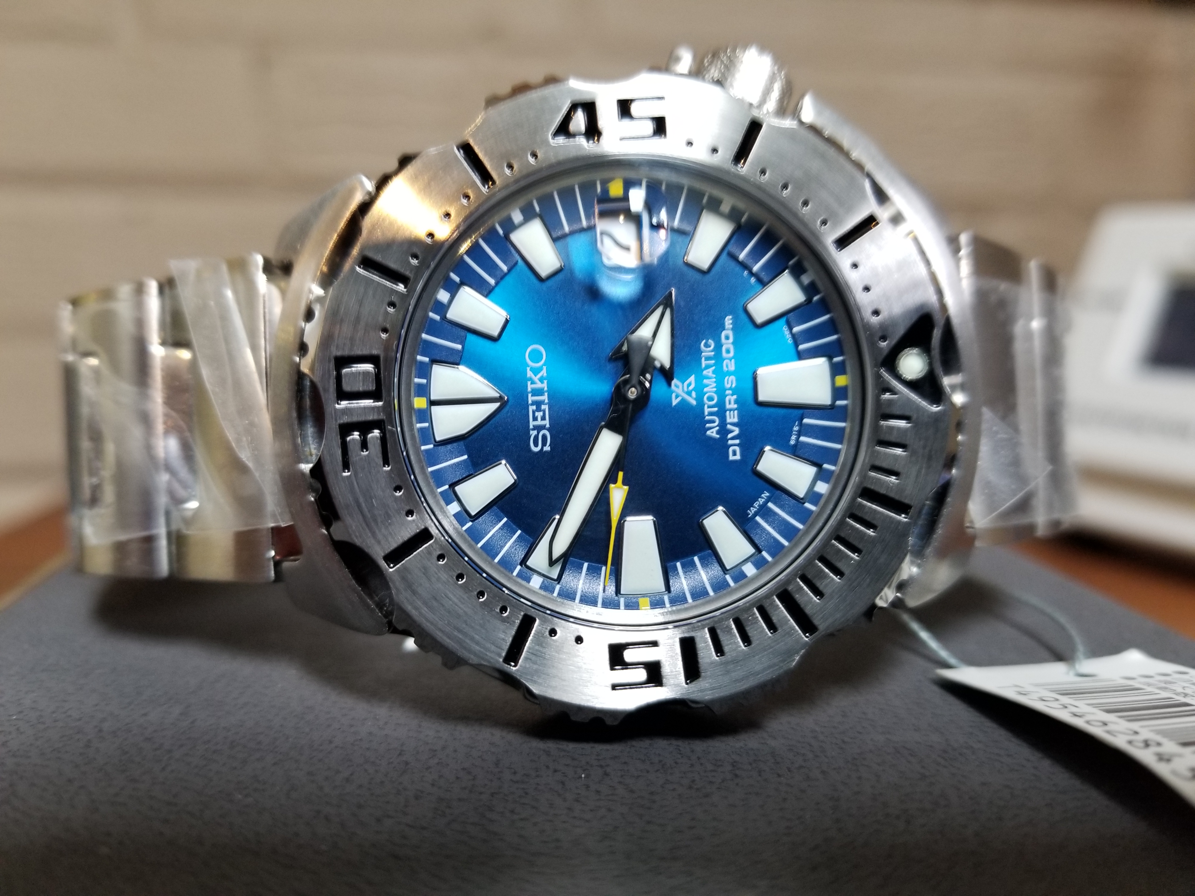 Seiko coral blue monster sale