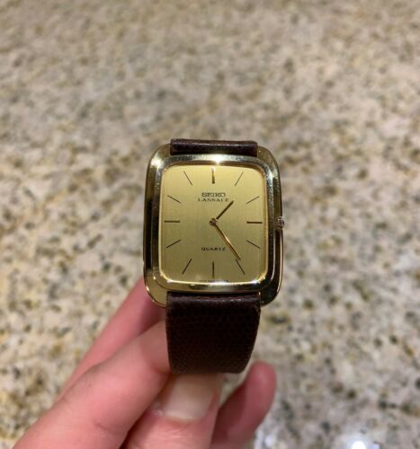 レア◇中古動品◇9300-5008◆セイコー ラサール 2針◇LASSALE◇金 LQQK! (RARE) Vintage Ultra Thin Seiko Lassale 9300-5008 Quartz