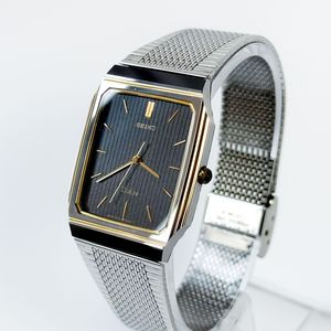 Vintage SEIKO QUARTZ DOLCE 8N41-7020 TUNGSTEN CARBIDE Watch JAPAN