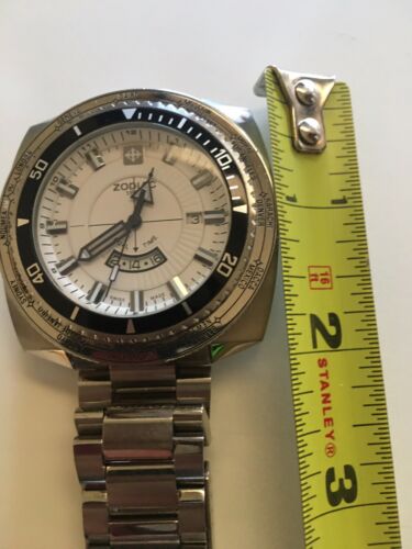 Zodiac Super sea dragon Z03706 1882 Dual time Very Good Condition