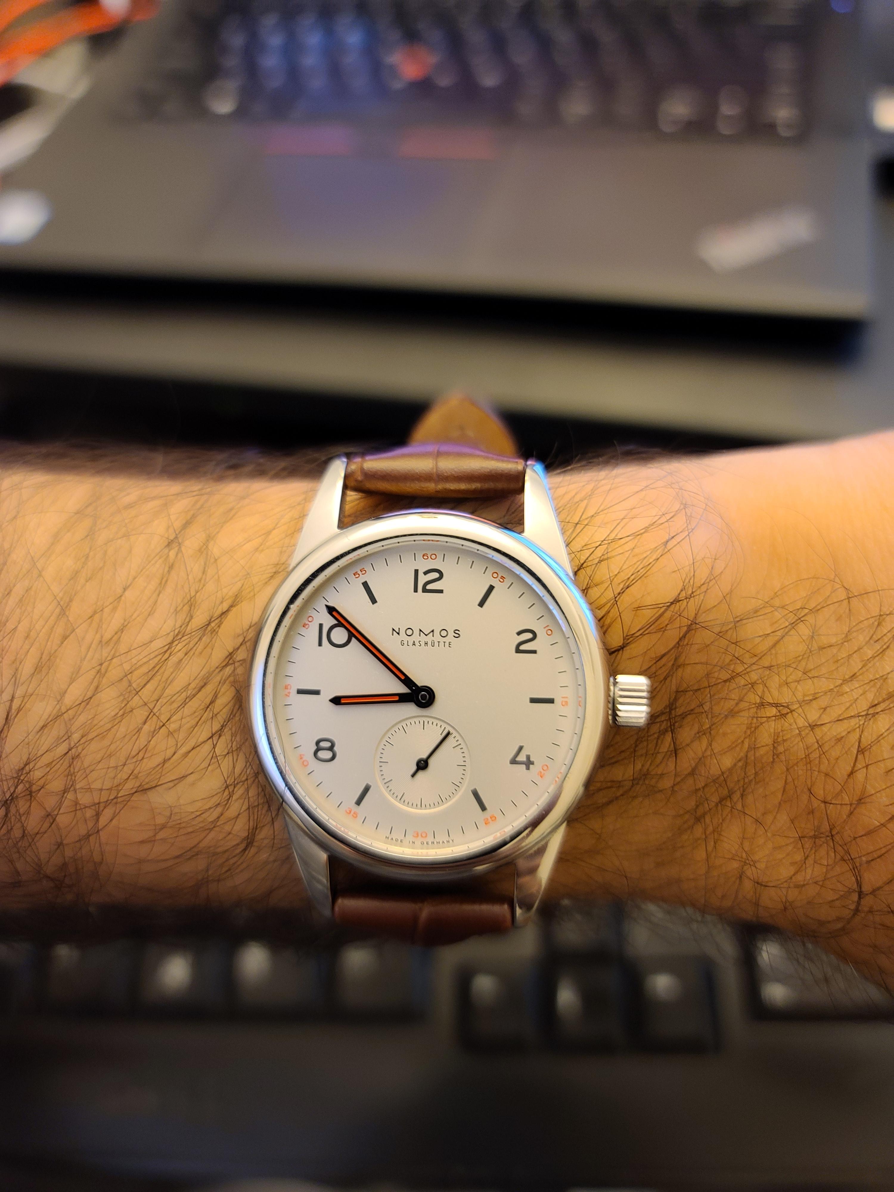 Nomos club 703 best sale