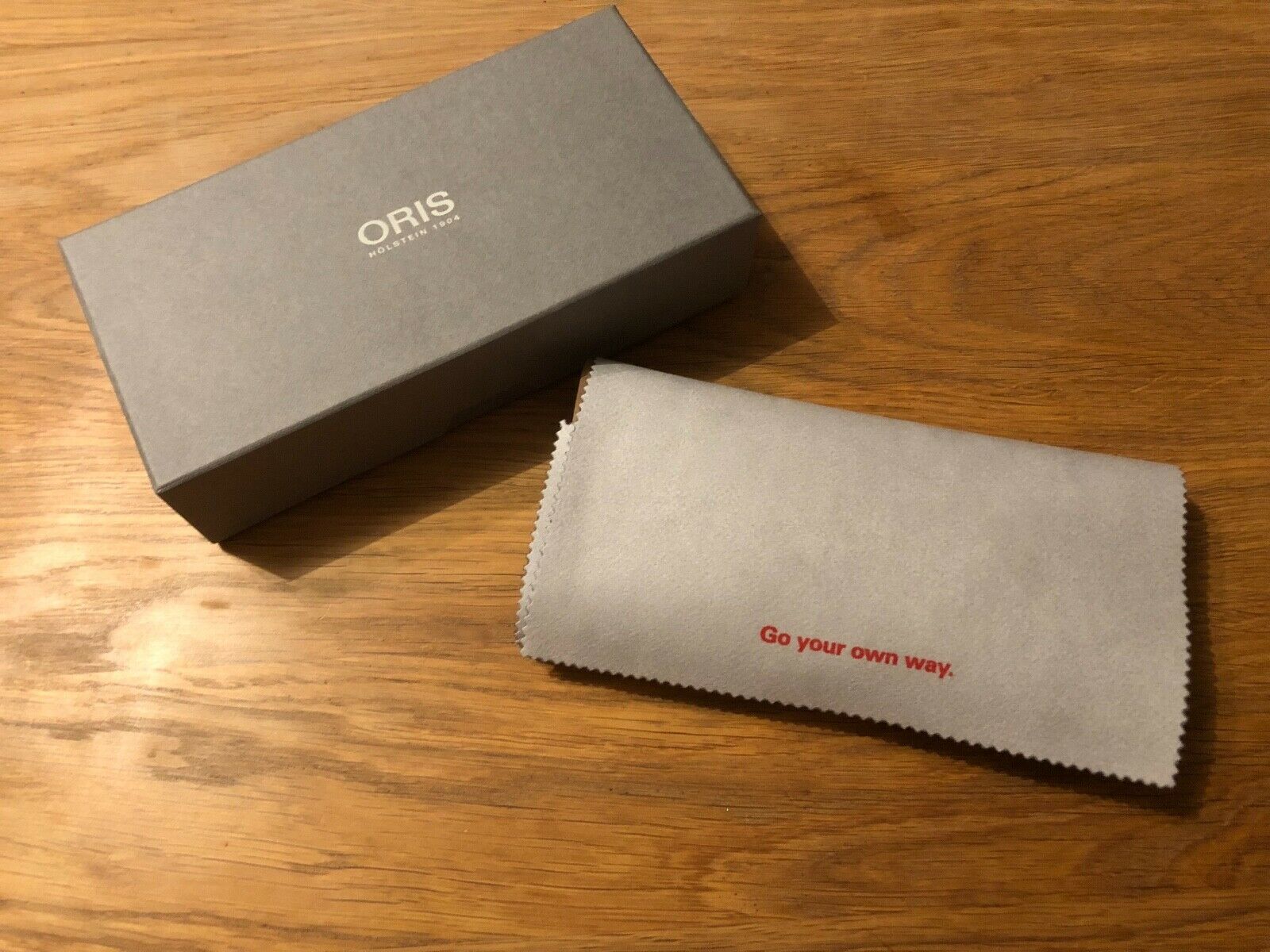 Oris 2024 travel case